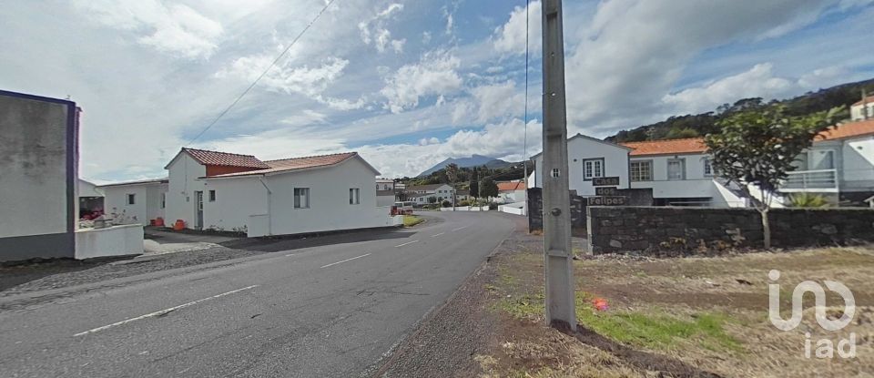 Land in Lajes do Pico of 2,482 m²