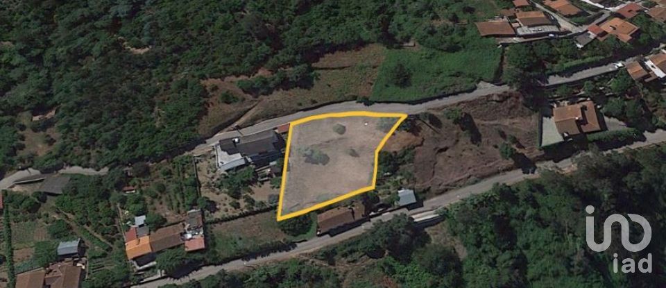 Terrain à bâtir à Ceira de 1 330 m²