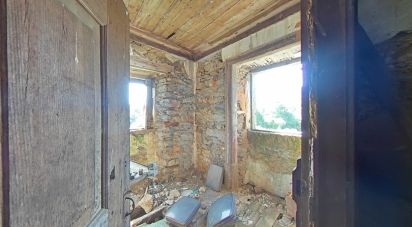 Maison T4 à Castanheira de Pêra e Coentral de 286 m²