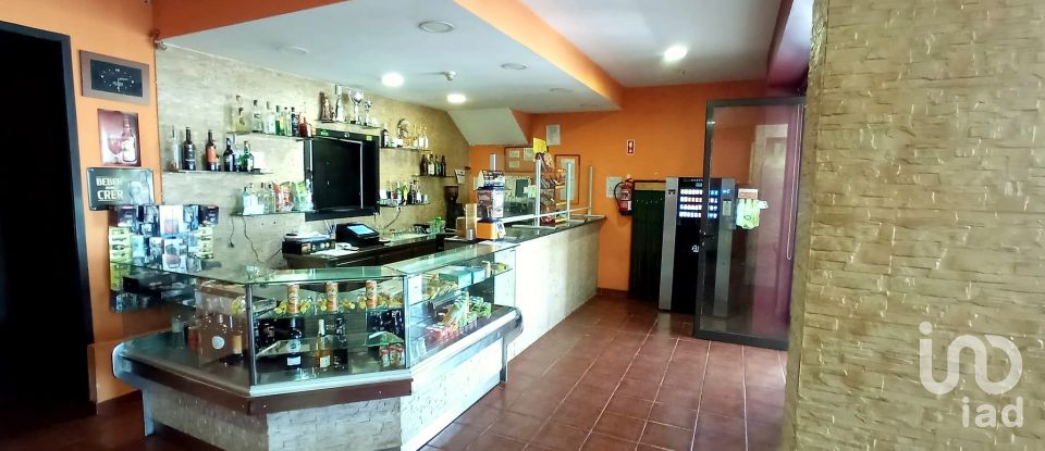 Restaurant in Santa Marta de Portuzelo of 210 m²