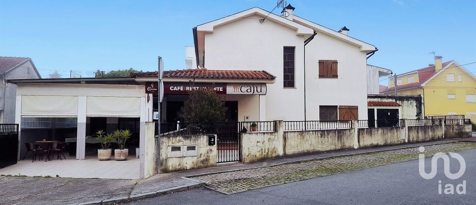 Restaurant in Santa Marta de Portuzelo of 210 m²