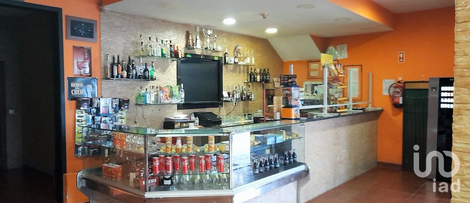 Restaurant in Santa Marta de Portuzelo of 210 m²