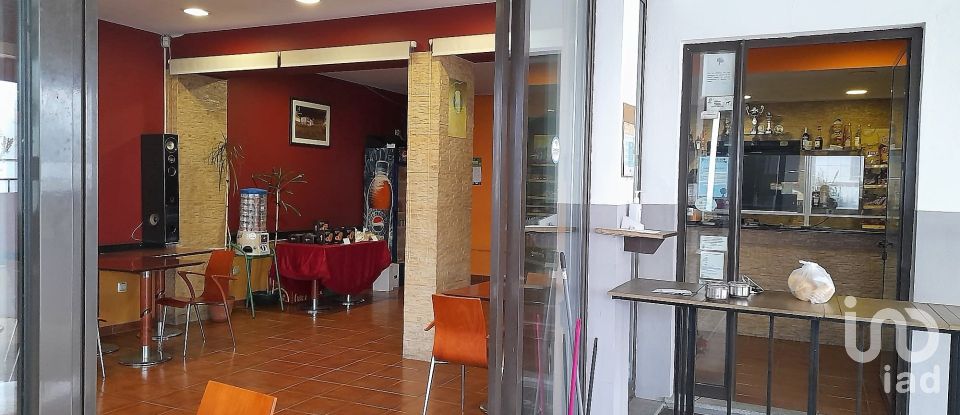 Restaurant in Santa Marta de Portuzelo of 210 m²