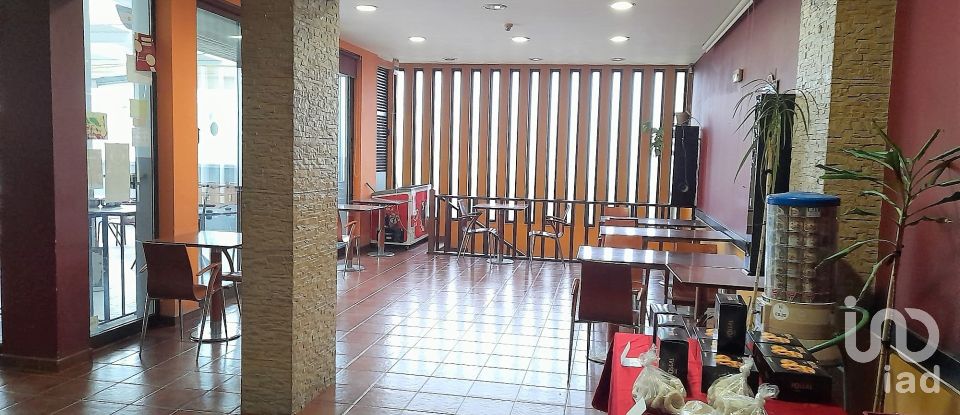 Restaurant in Santa Marta de Portuzelo of 210 m²