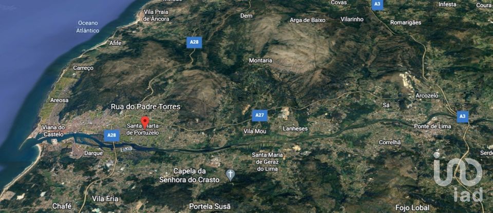 Restaurant in Santa Marta de Portuzelo of 210 m²