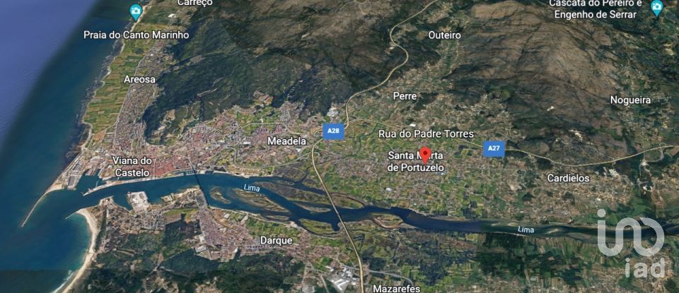 Restaurant in Santa Marta de Portuzelo of 210 m²