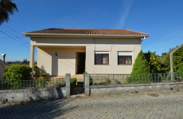 House T2 in Oliveira do Hospital e São Paio de Gramaços of 160 m²