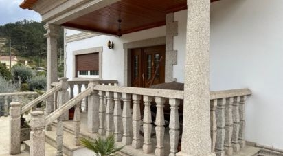 Maison T3 à São Mamede de Ribatua de 361 m²