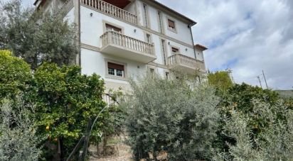 Maison T3 à São Mamede de Ribatua de 361 m²