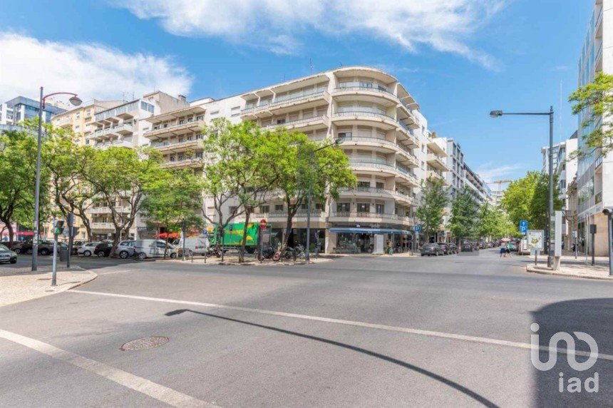 Other surface in Avenidas Novas of 690 m²