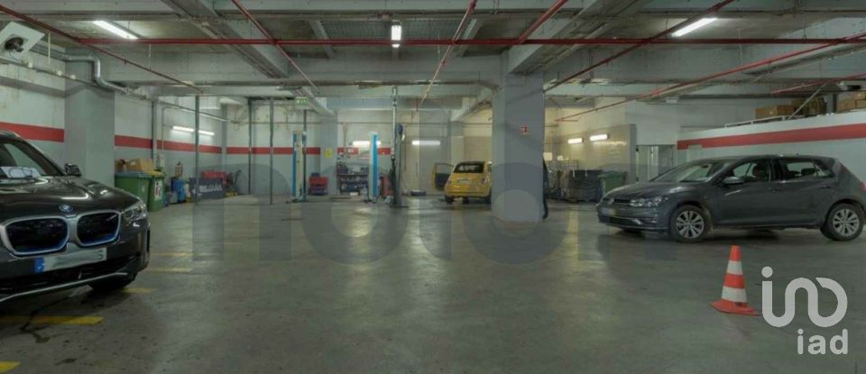 Other surface in Avenidas Novas of 690 m²