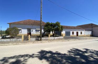 House T3 in Abitureiras of 162 m²