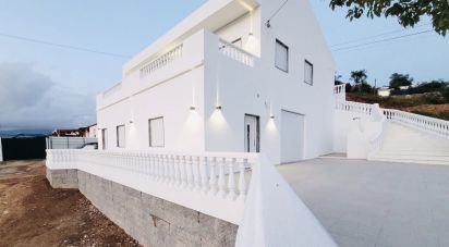 House T5 in Portimão of 300 m²