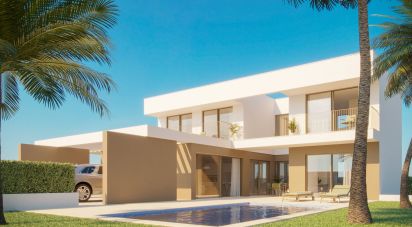 House T4 in Luz of 250 m²