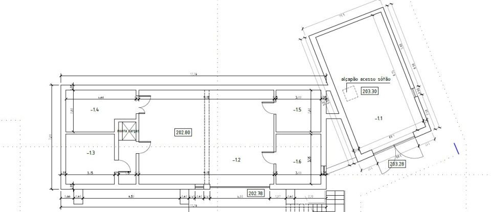 Maison T4 à Santa Catarina da Fonte do Bispo de 424 m²