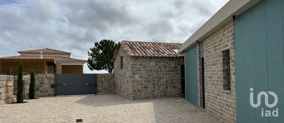 Maison T4 à Santa Catarina da Fonte do Bispo de 424 m²