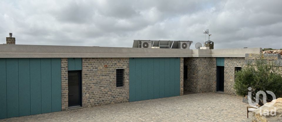 Maison T4 à Santa Catarina da Fonte do Bispo de 424 m²