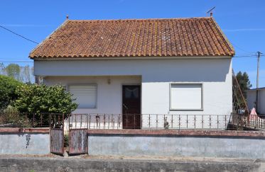 House T3 in Monte Real e Carvide of 106 m²