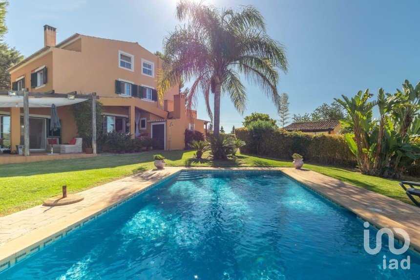 Maison T5 à Estômbar e Parchal de 250 m²