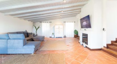 House T5 in Estômbar e Parchal of 250 m²