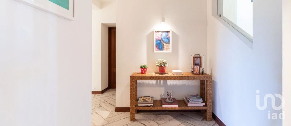 Maison T5 à Estômbar e Parchal de 250 m²