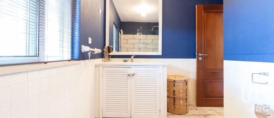 Maison T5 à Estômbar e Parchal de 250 m²