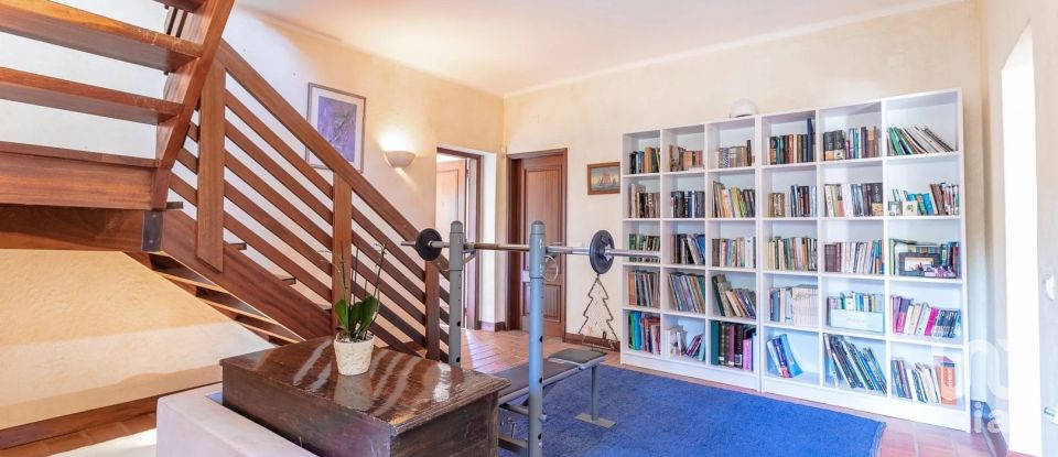 Maison T5 à Estômbar e Parchal de 250 m²