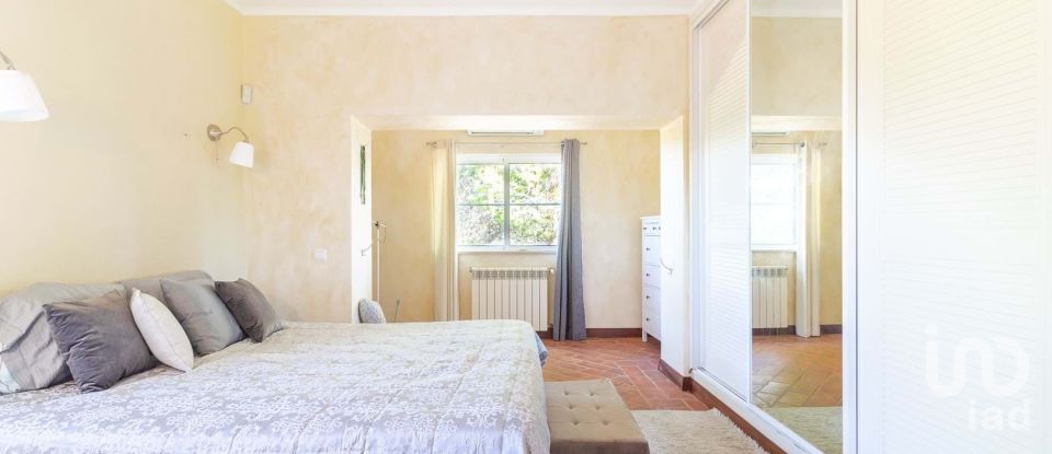 Maison T5 à Estômbar e Parchal de 250 m²