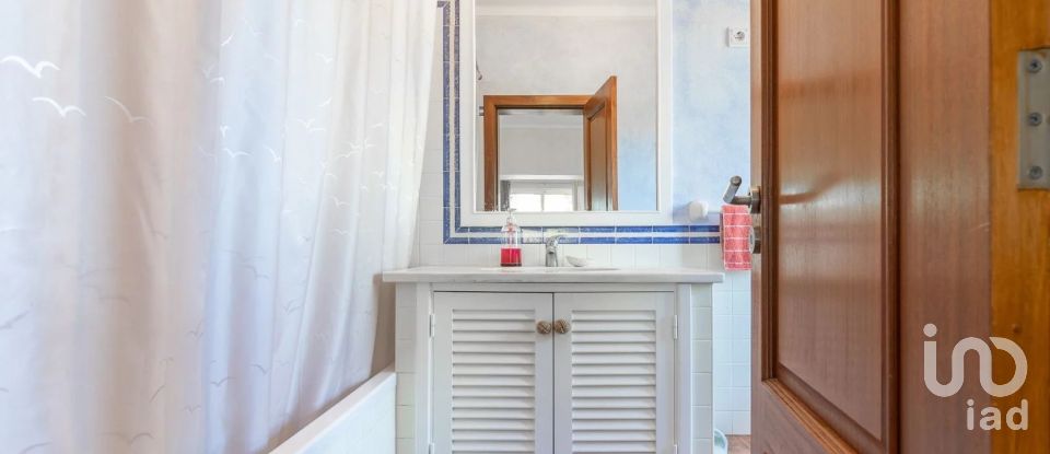 Maison T5 à Estômbar e Parchal de 250 m²