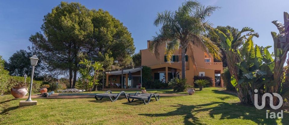 Maison T5 à Estômbar e Parchal de 250 m²