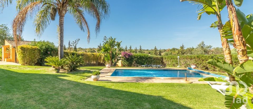 Maison T5 à Estômbar e Parchal de 250 m²