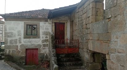 Maison de village T2 à Arcos de 112 m²