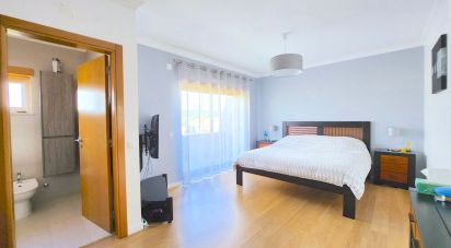 House T4 in Famalicão of 200 m²