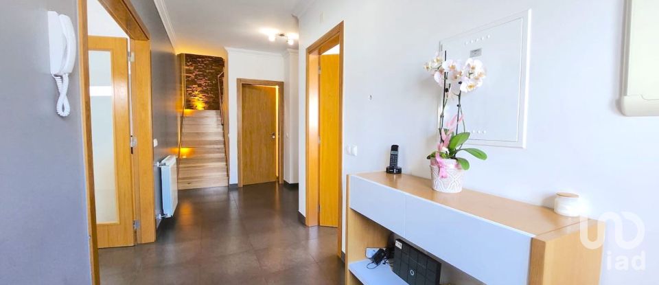 House T4 in Famalicão of 200 m²