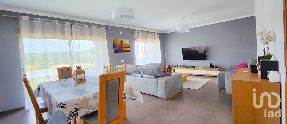 House T4 in Famalicão of 200 m²