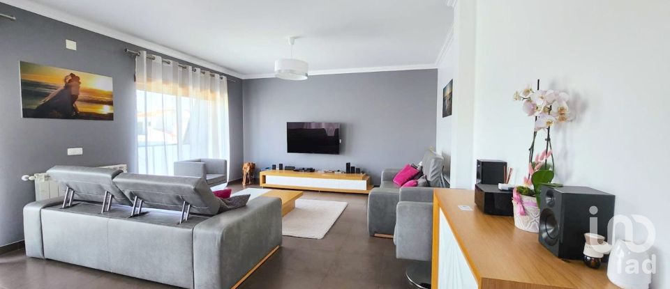 House T4 in Famalicão of 200 m²