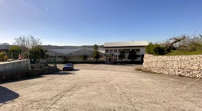 Murs commerciaux à Assafarge e Antanhol de 4 400 m²