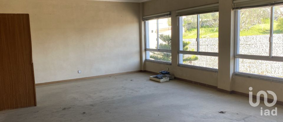 Murs commerciaux à Assafarge e Antanhol de 4 400 m²