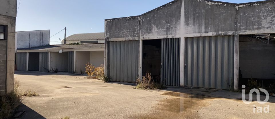 Murs commerciaux à Assafarge e Antanhol de 4 400 m²