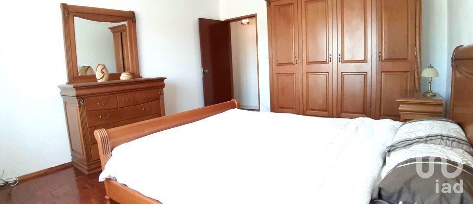 House T3 in Nadadouro of 265 m²