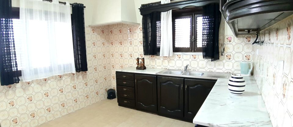 House T3 in Nadadouro of 265 m²