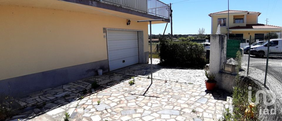 House T3 in Nadadouro of 265 m²