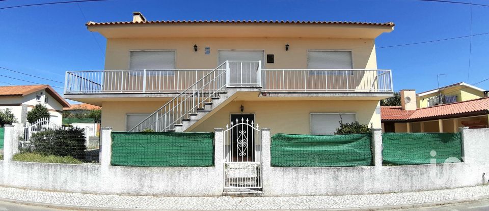 House T3 in Nadadouro of 265 m²