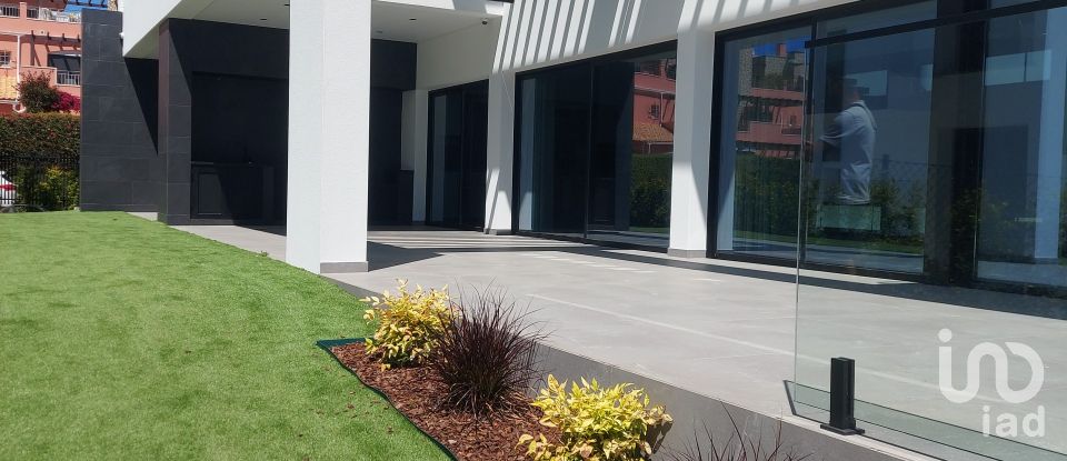 Townhouse T4 in Quarteira of 250 m²