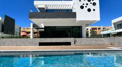 Maison de ville T4 à Quarteira de 250 m²