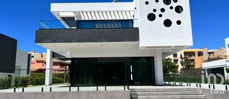 Townhouse T4 in Quarteira of 250 m²