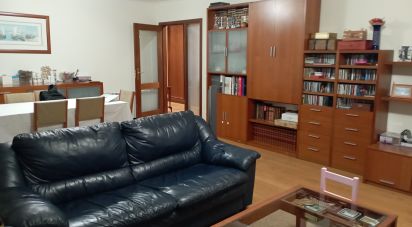 Appartement T3 à Santo António dos Olivais de 168 m²