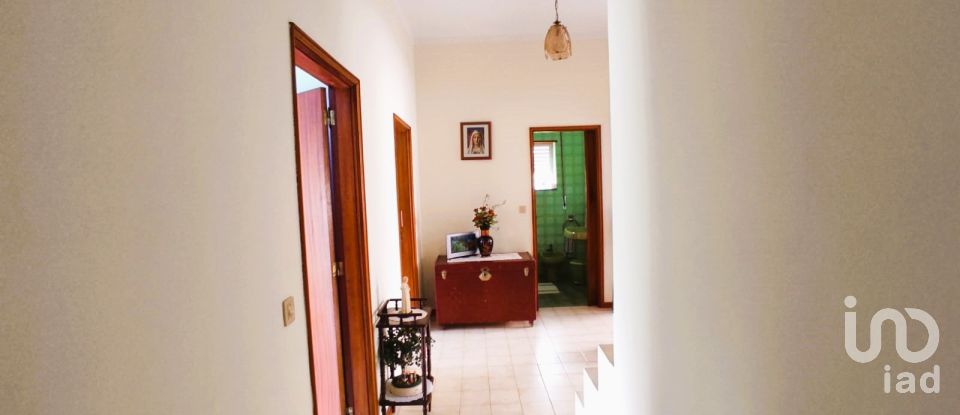 House T13 in Tabuaças of 495 m²