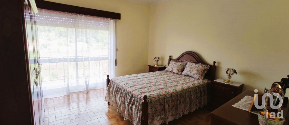 House T13 in Tabuaças of 495 m²