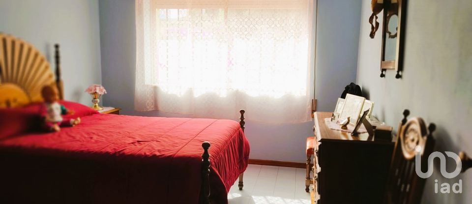 House T13 in Tabuaças of 495 m²